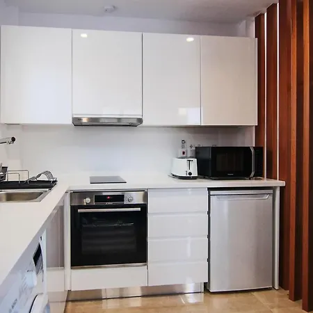 Apartment Phaedrus Living: Luxury Maisonette Lighthouse 60 Paphos